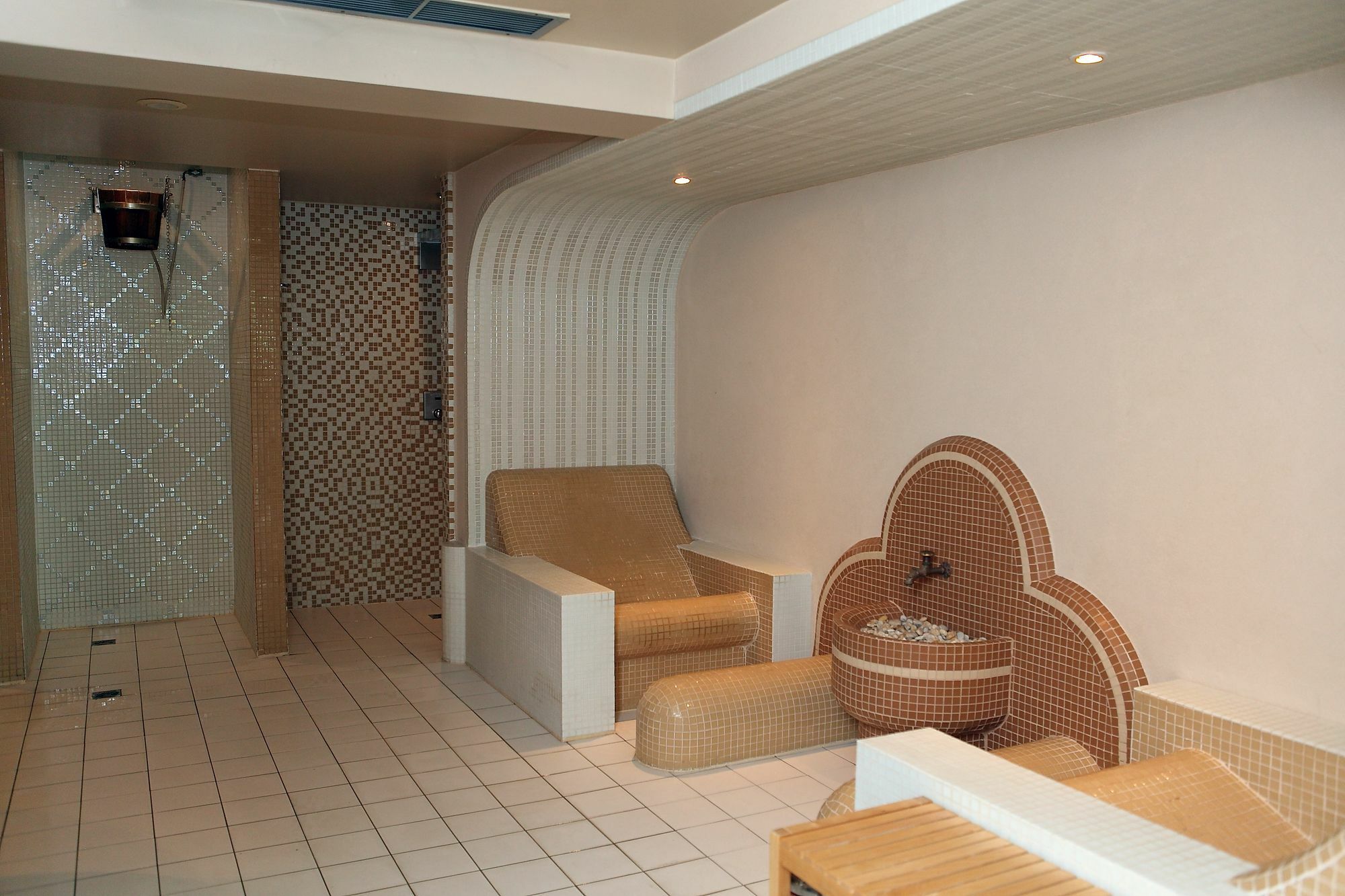 Penthouse Orhideea Lejlighedshotel Bukarest Eksteriør billede